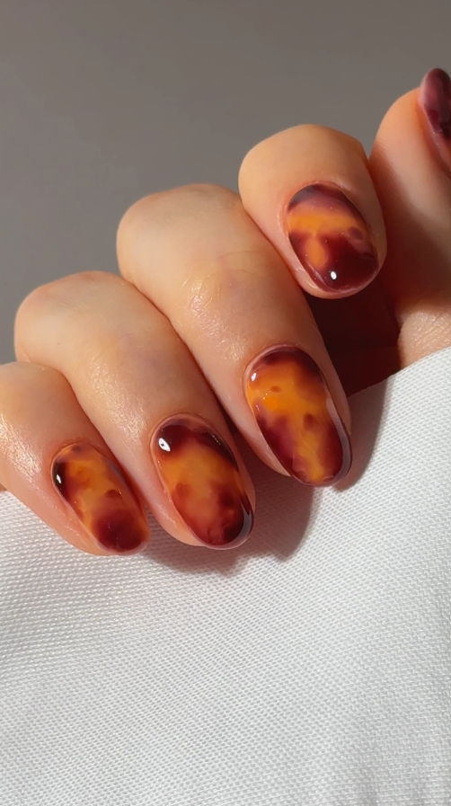 Tortoise Shell Mani